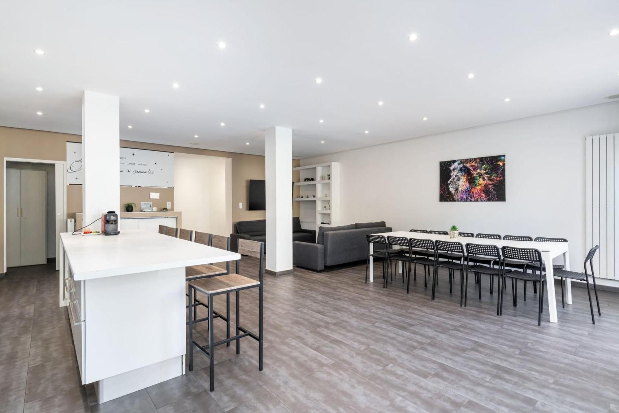 Maison Frappaz - 4 Bedrooms With Garden Villeurbanne Bagian luar foto